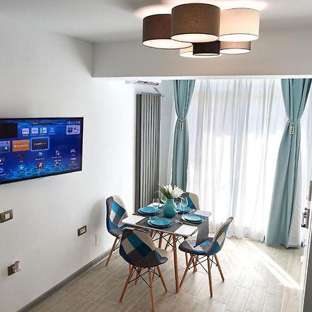 Summer Studio Spa N Pools Beach Resort Navodari Exterior photo